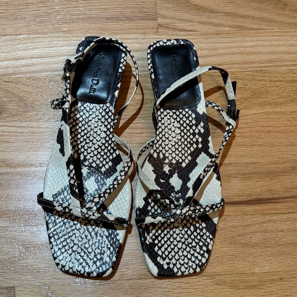 Massimo Dutti black and cream snake print sandals with kitten heel size 38